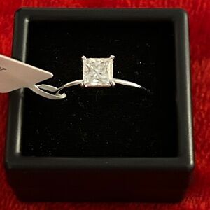 1.2‎ CT Princess cut Moissanite Diamond Ring size 10 retail $430